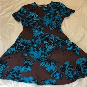 Elegant Blue Floral Dress size S